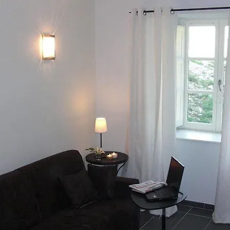 Coin D'aubrac Hotel, Restaurant & De Luxe Hotel